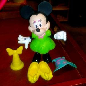 Minnie mouse with toys